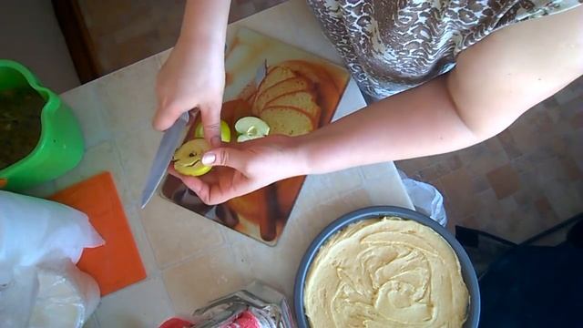 пирог с яблоками смотреть онлайн