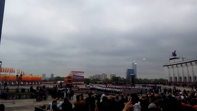 Репитиция парада из кадетских школ на поколонной горе часть7 смотреть онлайн