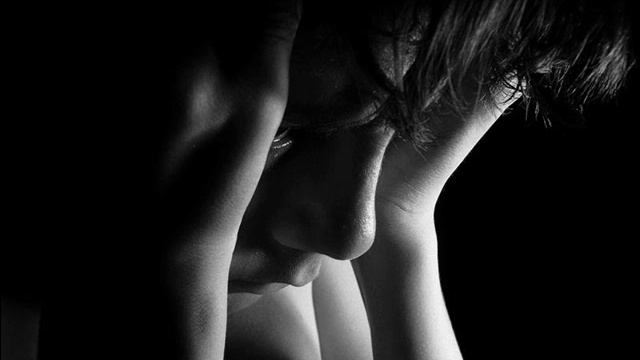 Inner Conflict- a dark, sad, driving piano piece by Maximilian Bennett смотреть онлайн