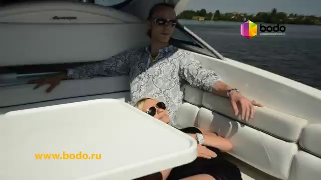 прогулка на яхте смотреть онлайн