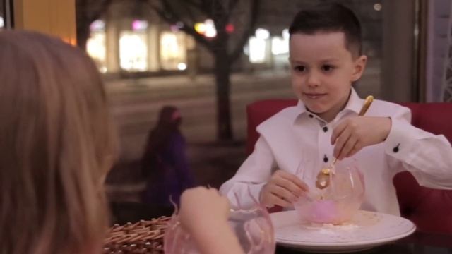 Love story Тимофея и Анны на песню "Втюрилась"(Дора). смотреть онлайн