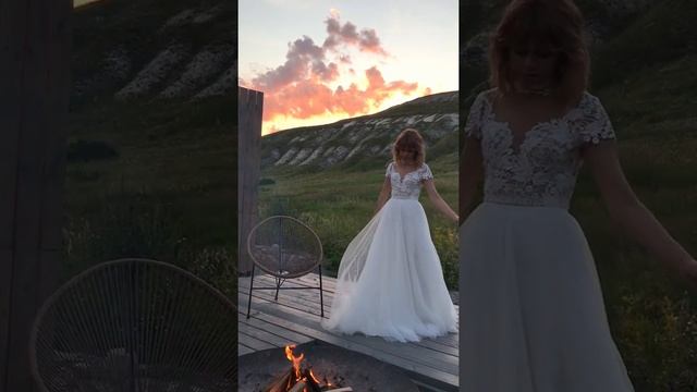 Свадебное платье бохо с открытой спиной смотреть онлайн