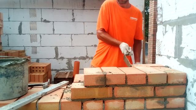 кладка кирпича для новичков- заводим штробу убежную смотреть онлайн