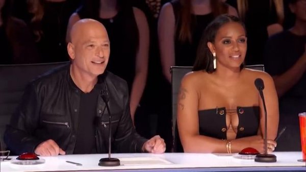 SIMON COWELL Relives BEST Golden Buzzer Moments With Terry Crews! | Amazing Auditions