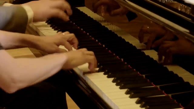 Marta Molodynska-Wheeler - Poligrajki: Fandango for piano four hands смотреть онлайн