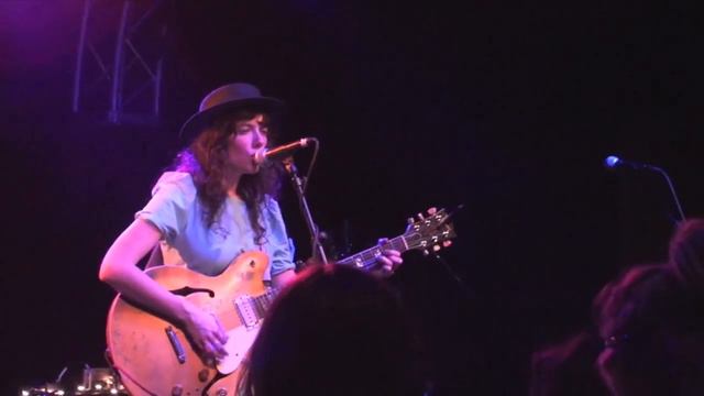 Natalie Prass-Empty As A Plate смотреть онлайн