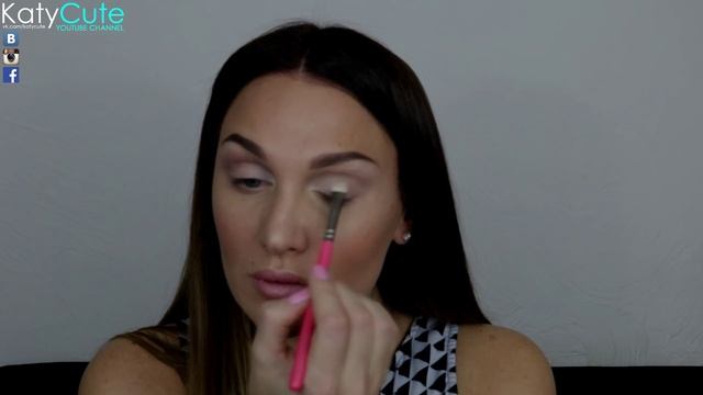 Дневной макияж ZOEVA EN TAUPE смотреть онлайн