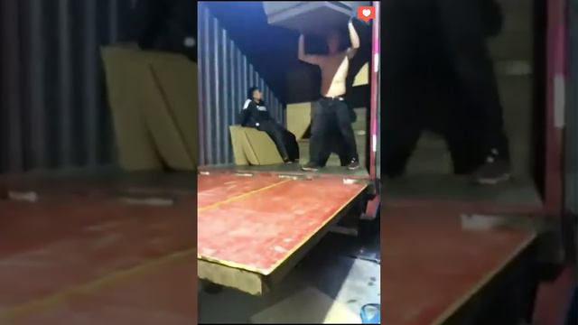 ЧАРОДЕИ на РАБОТЕ | мочить, не строить:)