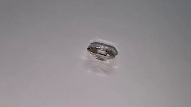 Moissanite Diamant 2 17 Karat Radiant 8,70 x 7,40 mm Vvs1 H/I смотреть онлайн
