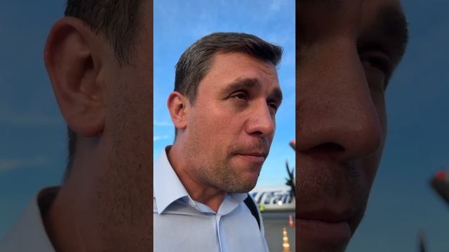 Это будет очень волнительный полет. Две радости. Фрутоняня и то что сижу один.Николай Бондаренко смотреть онлайн