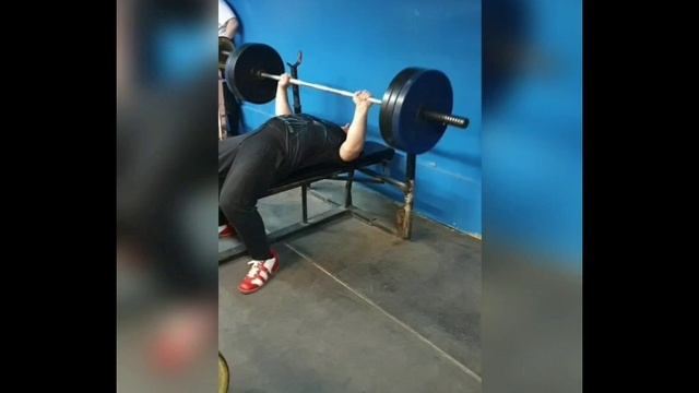 120кг на 10 раз.жим лёжа смотреть онлайн
