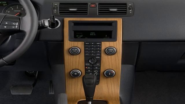 volvo s40 T5 AWD vs BMW 330ci chipped смотреть онлайн