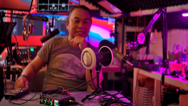 Setting up the 3Dio FS XLR Binaural Mic - and a little ASMR action смотреть онлайн