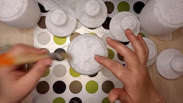 Декупаж шести стеклянных баночек . Часть 1 смотреть онлайн