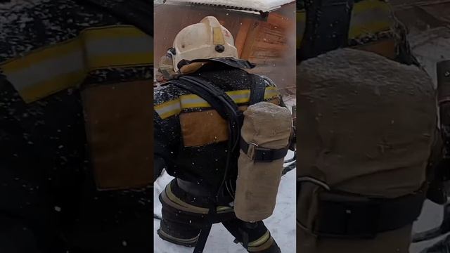 Пожар в бане! Веники где лежат? смотреть онлайн