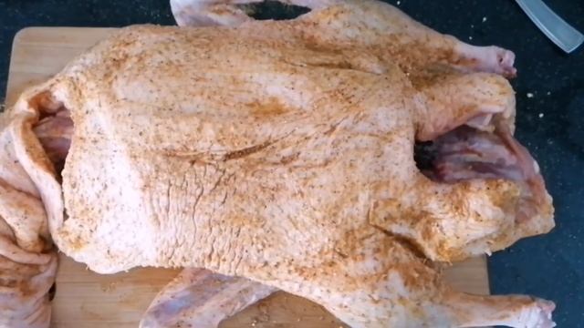 Очень Вкусная запечённая утка с яблоками, апельсинами и изюмом "УТКИН ГУСЬ" смотреть онлайн