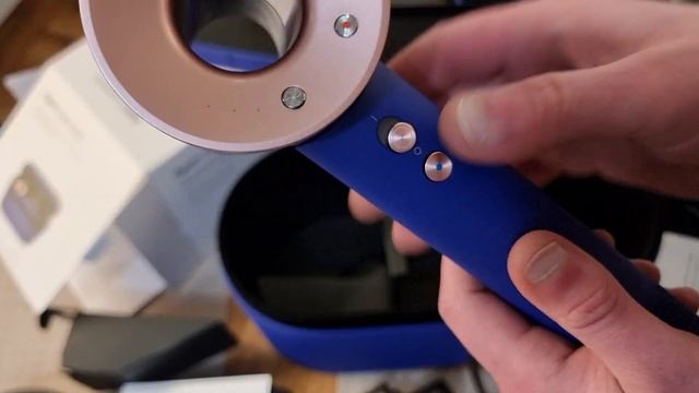 Dyson Supersonic Hairdryer Unboxing and Review смотреть онлайн
