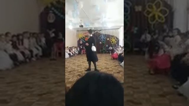 Выпускной Мэри Поппинс в садике смотреть онлайн