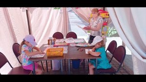 Видеоприглашение в летние парковые библиотеки от МБУК «ЦСДБ г. Брянска»