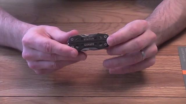 Gerber Clutch mini-tool unboxing and first impressions смотреть онлайн