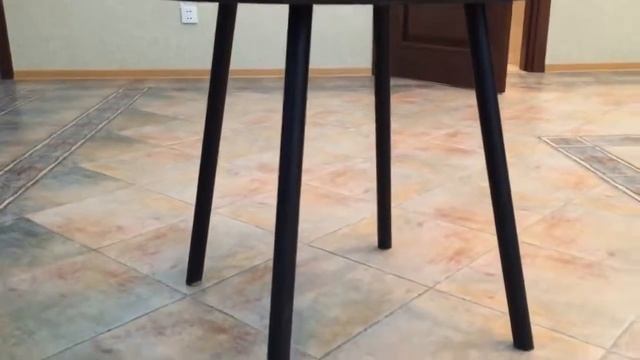 Круглый столик из колеса смотреть онлайн