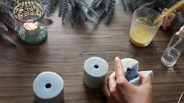 ЗАЛИВАЮ Цветы. СОБИРАЮ букет с МАКАРУНАМИ. Мыловарение своими руками смотреть онлайн