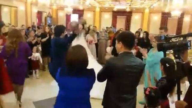 Свадьба смотреть онлайн