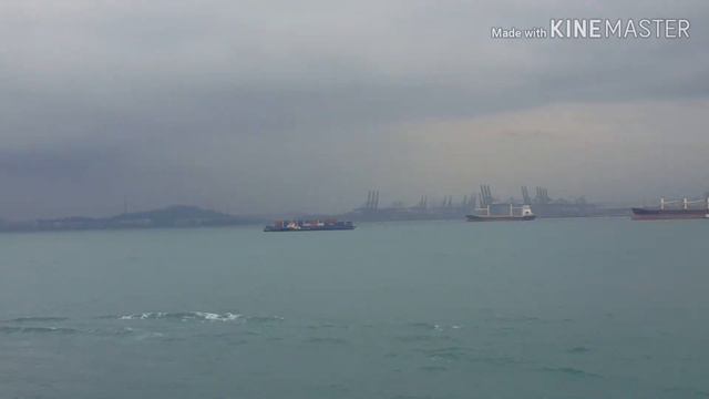 Стали на рейд Сингапура смотреть онлайн