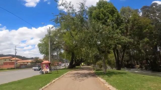 Вот так вдоль горной речки через весь город. смотреть онлайн