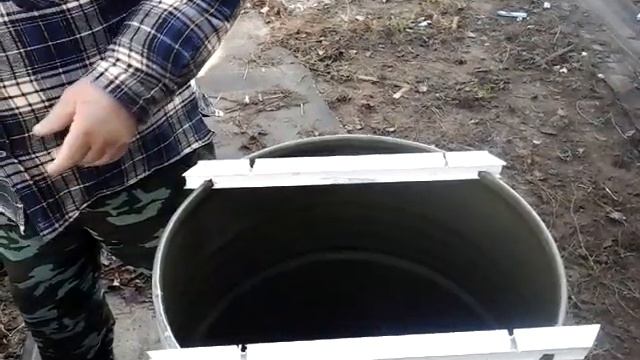 Лучшее приспособление для процеживания меда в 200л бочку смотреть онлайн