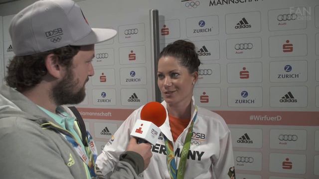 Fanreporter trifft Kristina Bröring-Sprehe смотреть онлайн