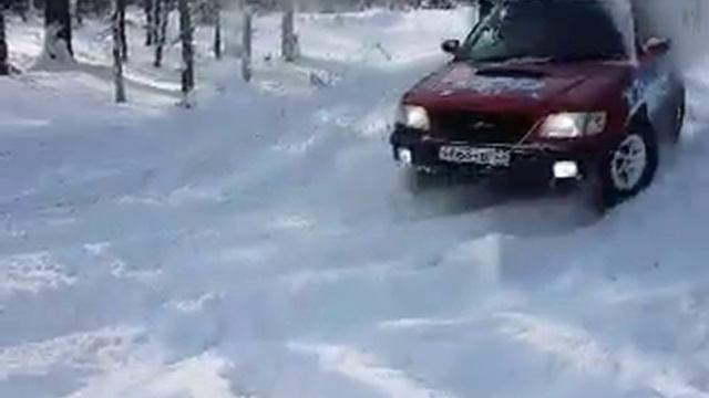 Субару едет смотреть онлайн
