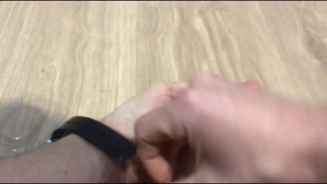Защитный бампер на Xiaomi Amazfit Bip смотреть онлайн