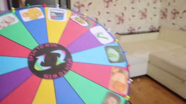 новый пицца челлендж, дети готовят пиццу. Children play pizza challenge. 儿童玩比萨饼挑战 смотреть онлайн