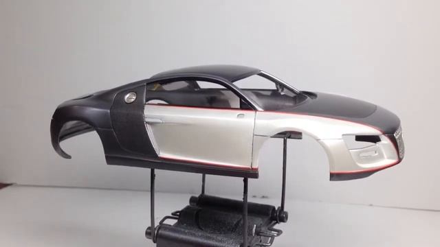 Revell Audi R8 смотреть онлайн