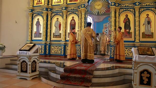 Митрополит Никодим в Храме Богоявления 7 смотреть онлайн