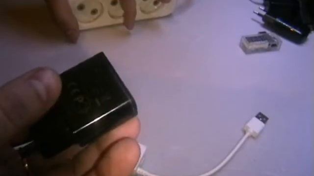 USB тестер, проверяем телефонный кабель и зарядное устройство. смотреть онлайн