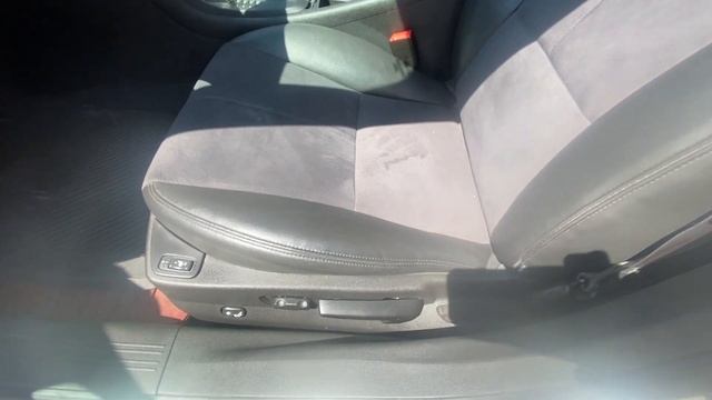 2011 Chevrolet Malibu смотреть онлайн