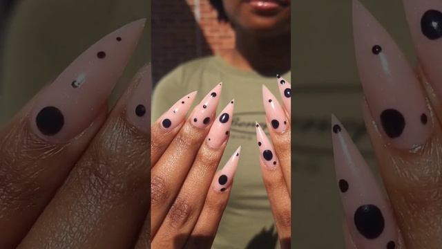 Polka-dot Stiletto ?#nailart #naildesign #fyp #subscribetomychannel смотреть онлайн