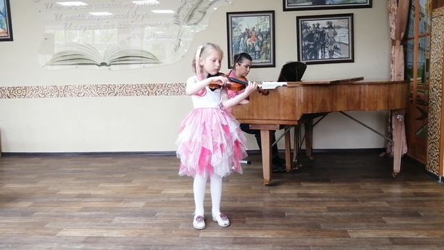 Е. Крылатов " Колыбельная медведицы", А. Филиппенко "По малину в сад пойдём". Саладуха Полина. смотреть онлайн