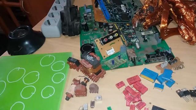 Скільки дорогоцінних металів в німецькому телевізорі Lifetec? смотреть онлайн