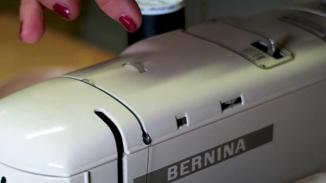 Come regolare le tensioni della macchina per cucire смотреть онлайн