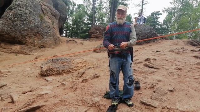 70-и летний скалолаз Андроныч о том как не стареть и сохранять форму смотреть онлайн