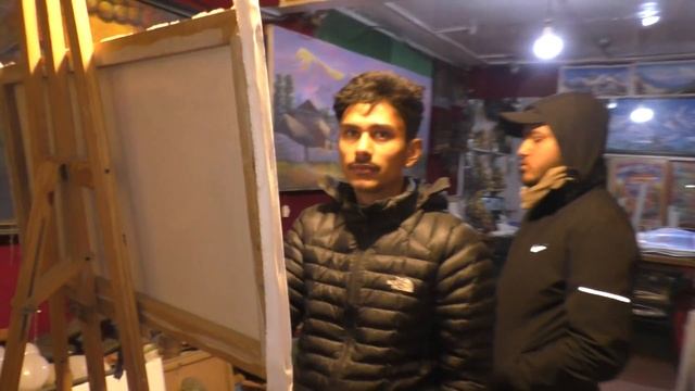 НЕПАЛ. ГОРОД. ДЕВОЧКИ. КЛУБЫ. КАТМАНДУ. НОЧЬ. Путешествия с Принцем. смотреть онлайн