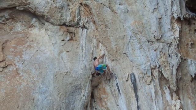 Ladiko, Rhodes - Fred climbing Efsevis Pothous, 7b+ смотреть онлайн