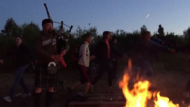 Хоровод вокруг костра 24.06.16 смотреть онлайн