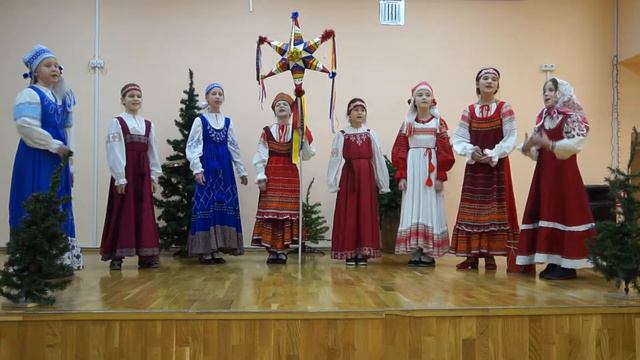 Новогоднее поздравление от фольклорного ансамбля 