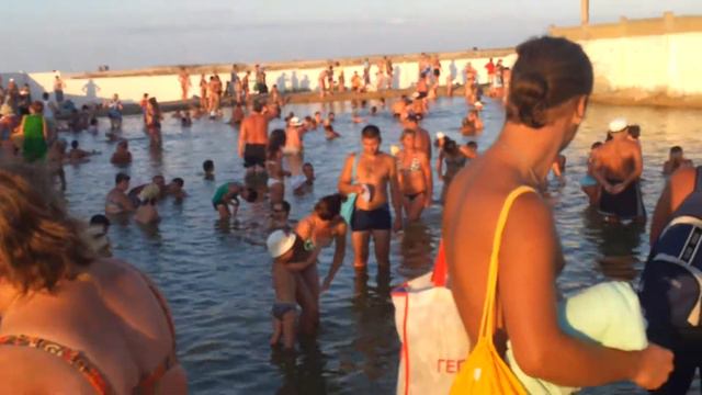 Горячий источник смотреть онлайн