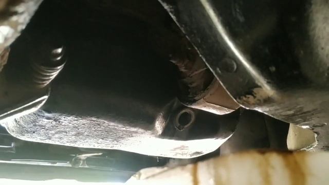 Замена масла в Peugeot 206 смотреть онлайн