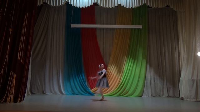 Комарова София Ильинична. Вариация "Бетховен - Экосез" смотреть онлайн